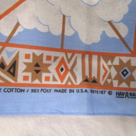Hav A Hank Bandana 21" Sq. Wolf Pack Blues & Tan One Sided NWOT - Picture 4 of 4